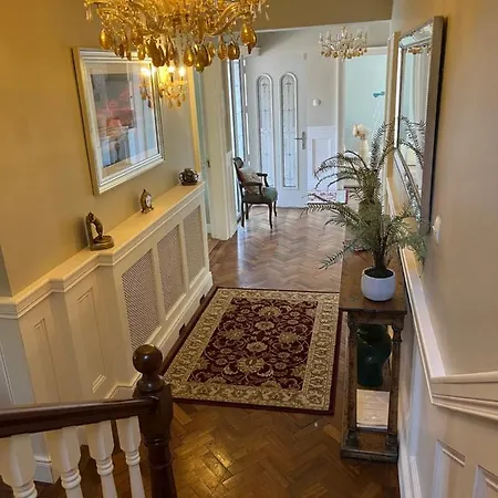 Panzió Chellowdene House *